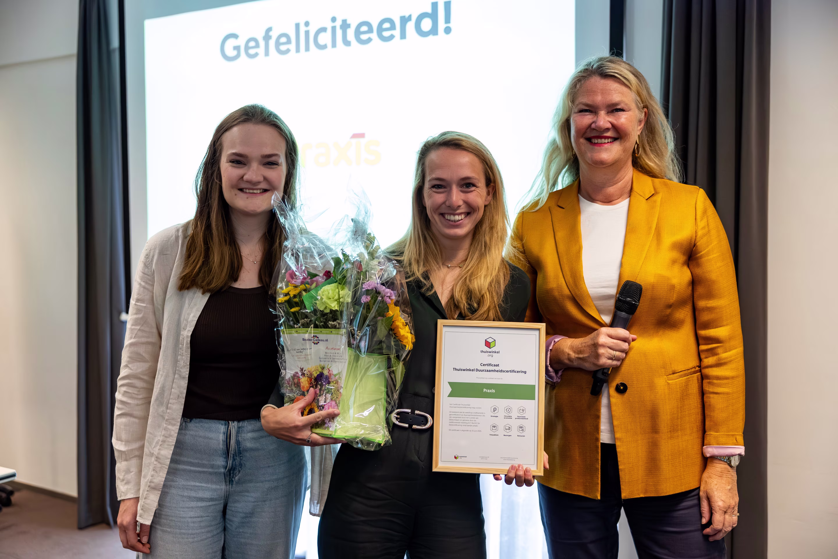 Uitreiking thuiswinkel duurzaamheidscertificering voor praxis.nl