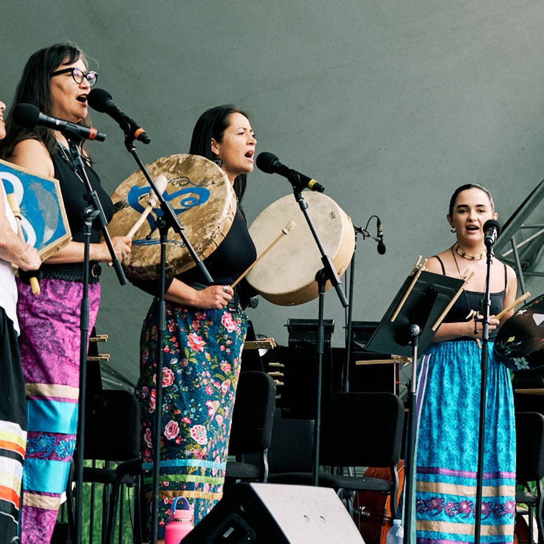 OPERA IN THE COMMUNITY 