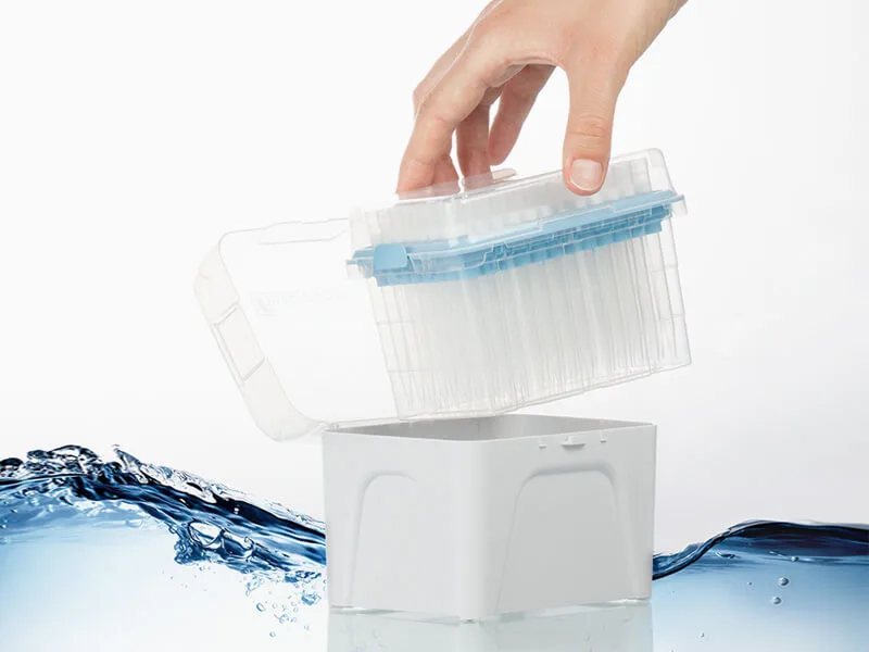 Pipette tips box system