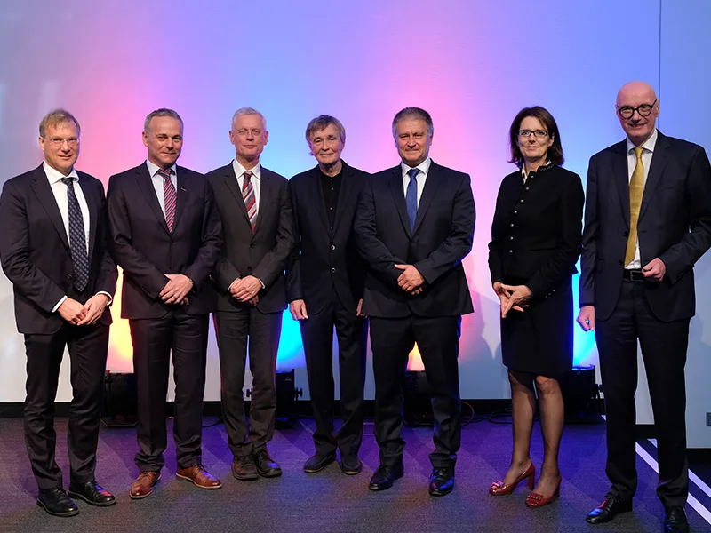 COM History Research Prize BiochemicalAnalysis 2022