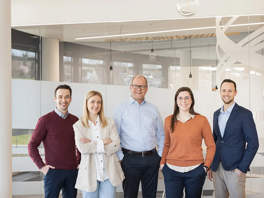 Career Group RS311762 1024x768