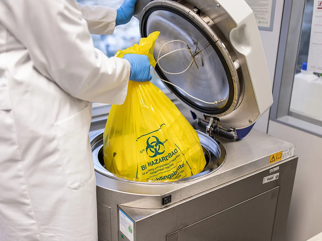 USE LS Mikrobiologie Entsorgung RS328702 1024x768