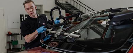 windscreen-fitter
