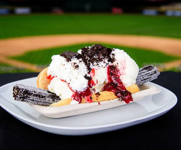 6 New Foods at Yankee Stadium That Knock it out of the Park