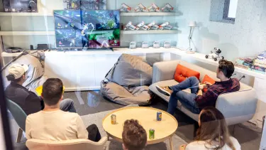 Collega's spelen Mario Kart bij Touchtribe