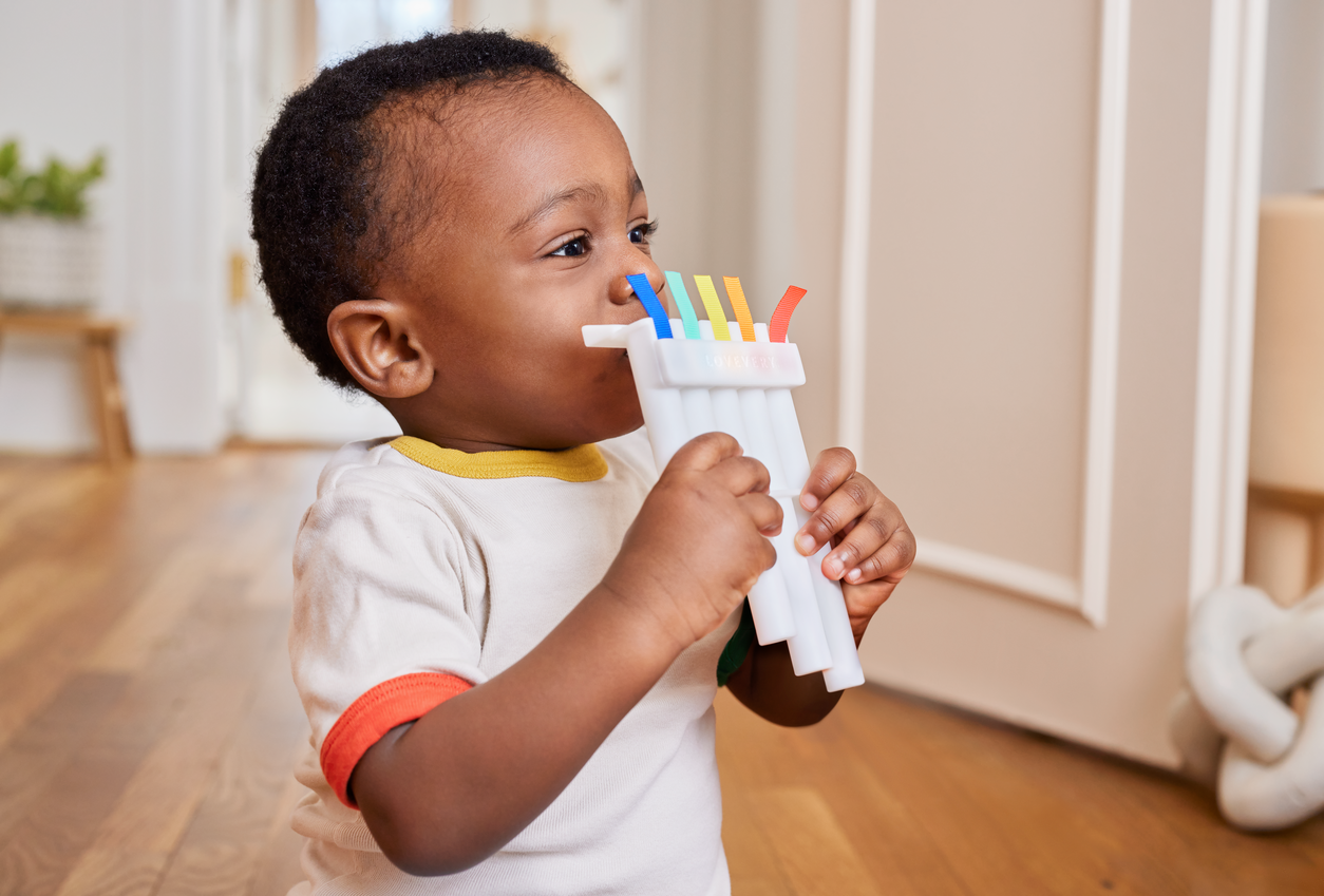 MONTESSORI INFANT: INTRODUCING UTENSILS AND THE WEANING CUP – French Family  Montessori