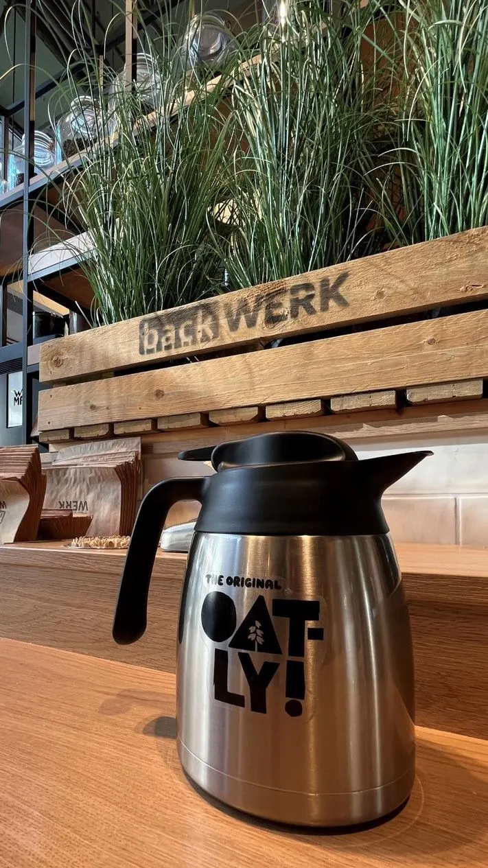 Oatly BackWerk Kanne