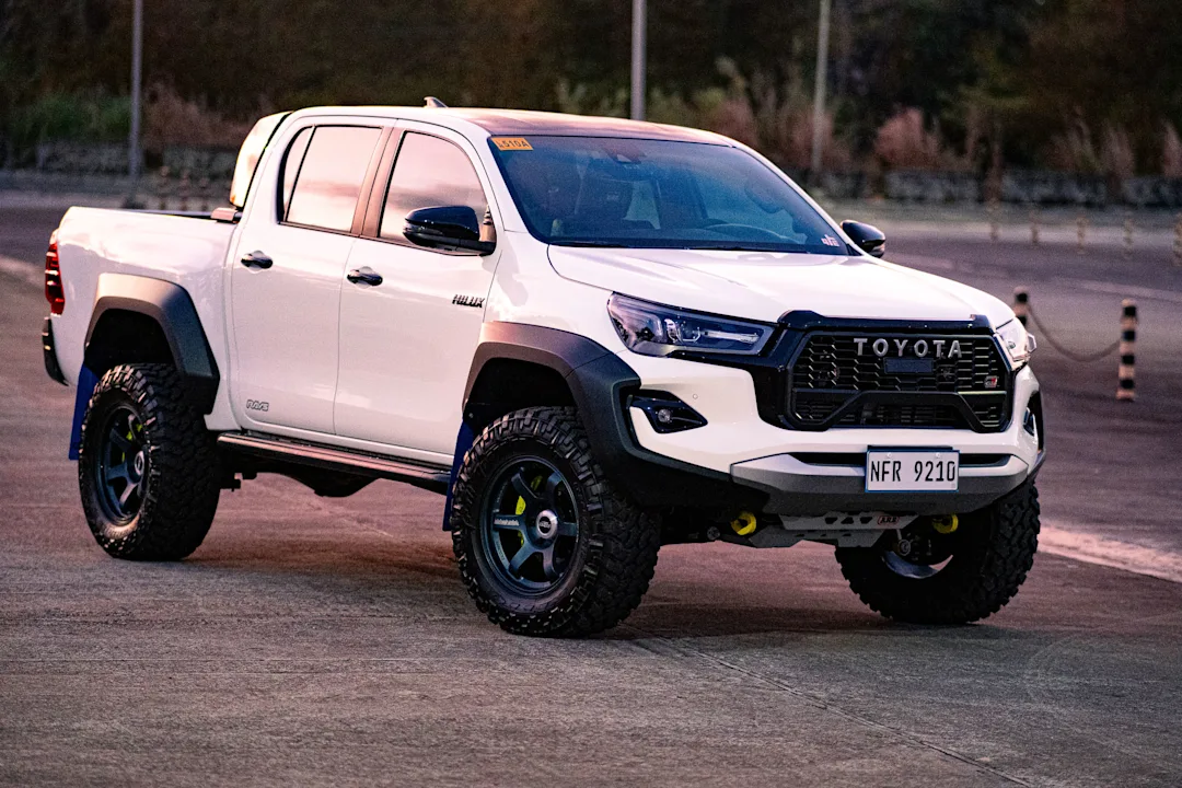 2023 Toyota Hilux GR Sport — frame 2