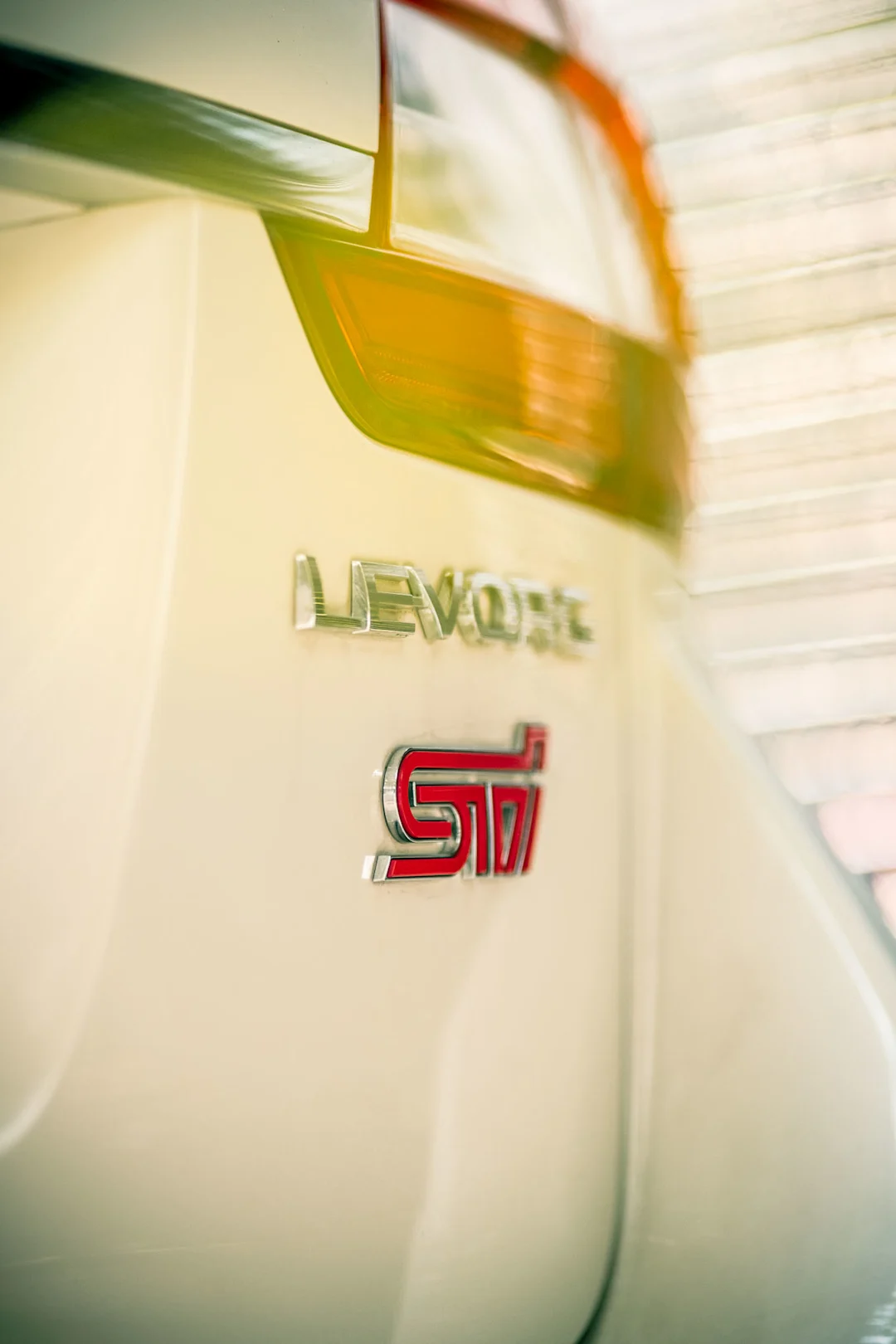 Subaru Levorg 2.0 GTS Eyesight — frame 2