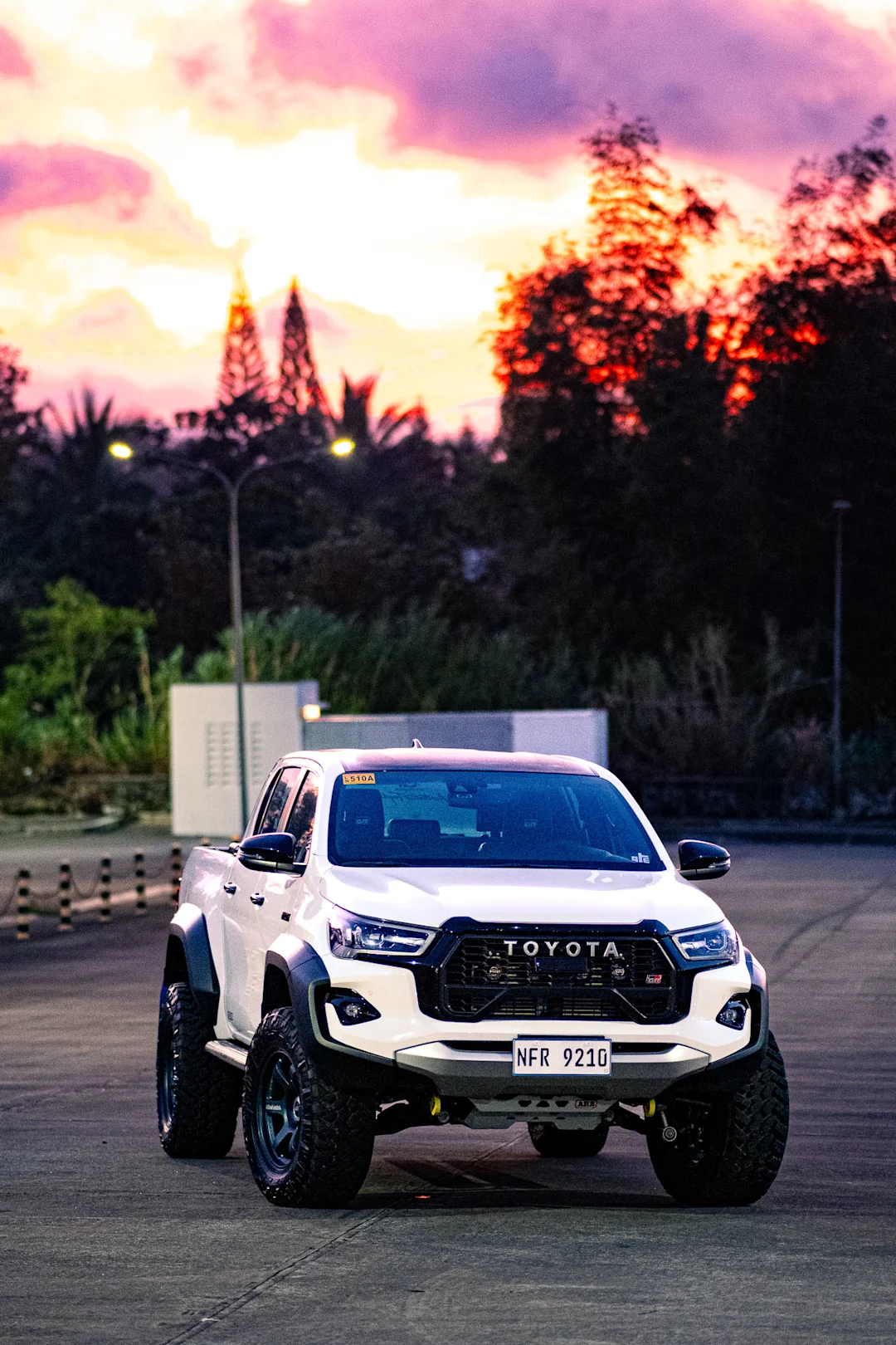 2023 Toyota Hilux GR Sport — frame 11