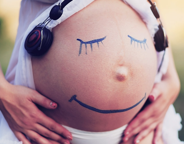 8 špičkových tipů pro fotografování v těhotenství