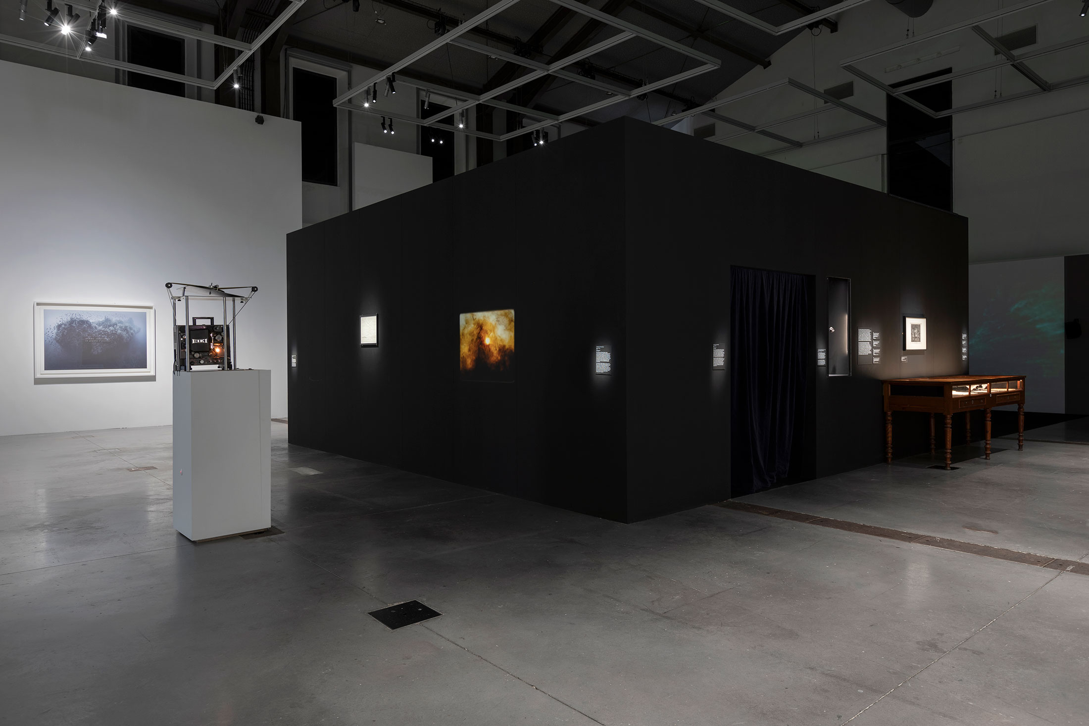 « Ferdinandea, l'île éphémère », vue d'exposition, Mucem, 2025-2026. Photo : Grégoire Édouard.