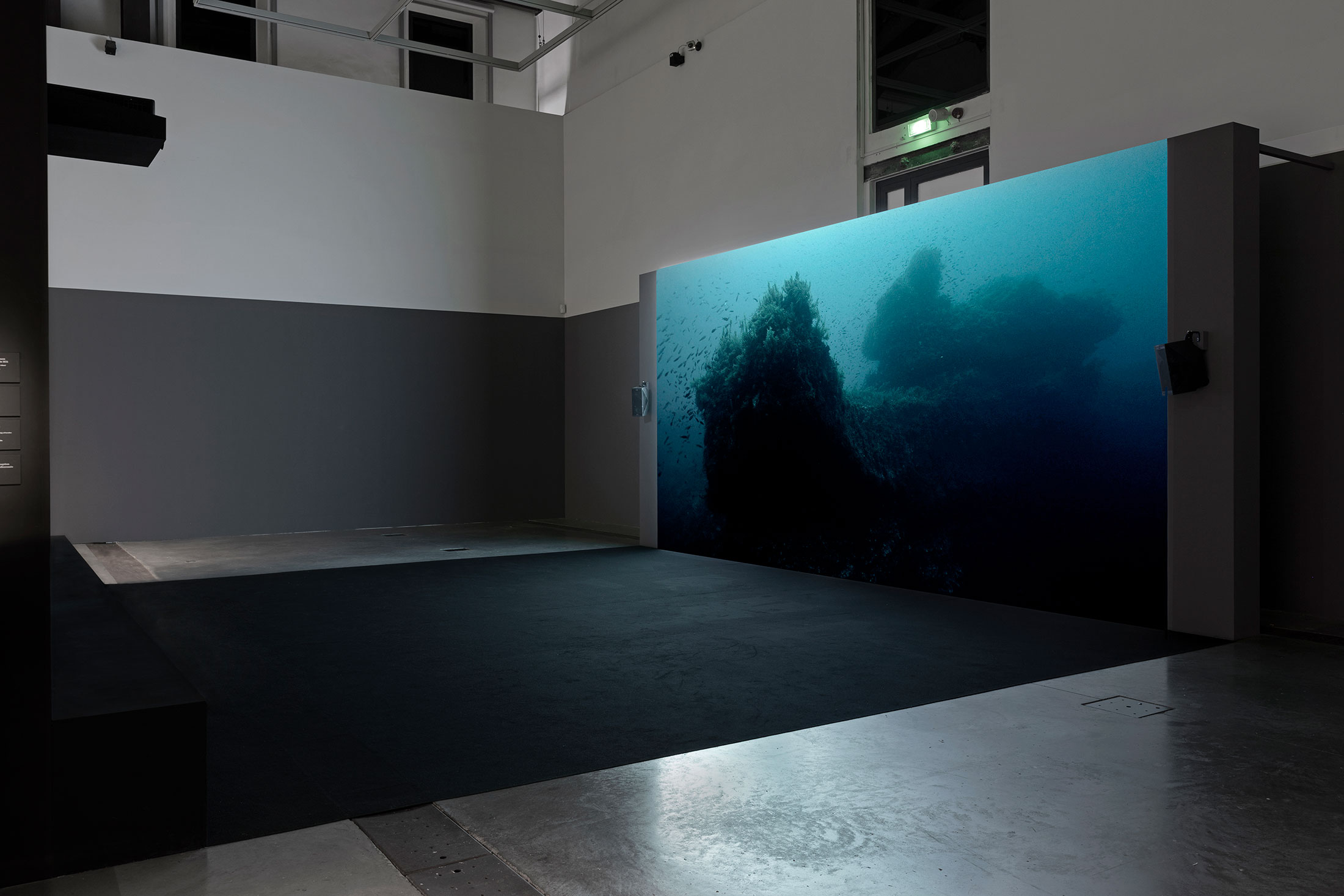 « Ferdinandea, l'île éphémère », vue d'exposition, Mucem, 2025-2026. Photo : Grégoire Édouard.