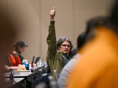 Replay 2026 attendee giving a thumbs up