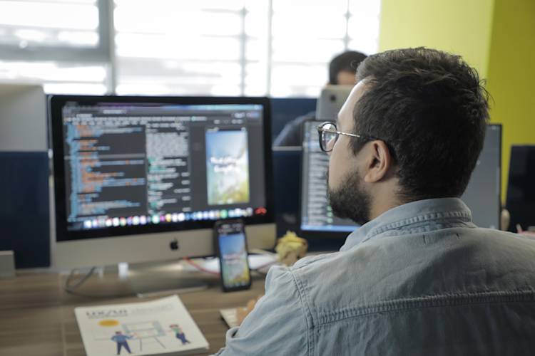 Nearshore developer at work