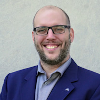 Headshot - Eric Siebeneich