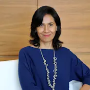 Gabriela Garza-Ramos headshot