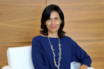 Gabriela Garza-Ramos headshot