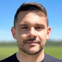headshot - Rodrigo Zanichelli