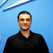 Claudio Lassala headshot
