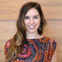 Headshot - Kristin Johnson