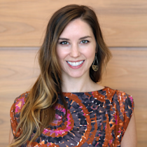 Headshot - Kristin Johnson
