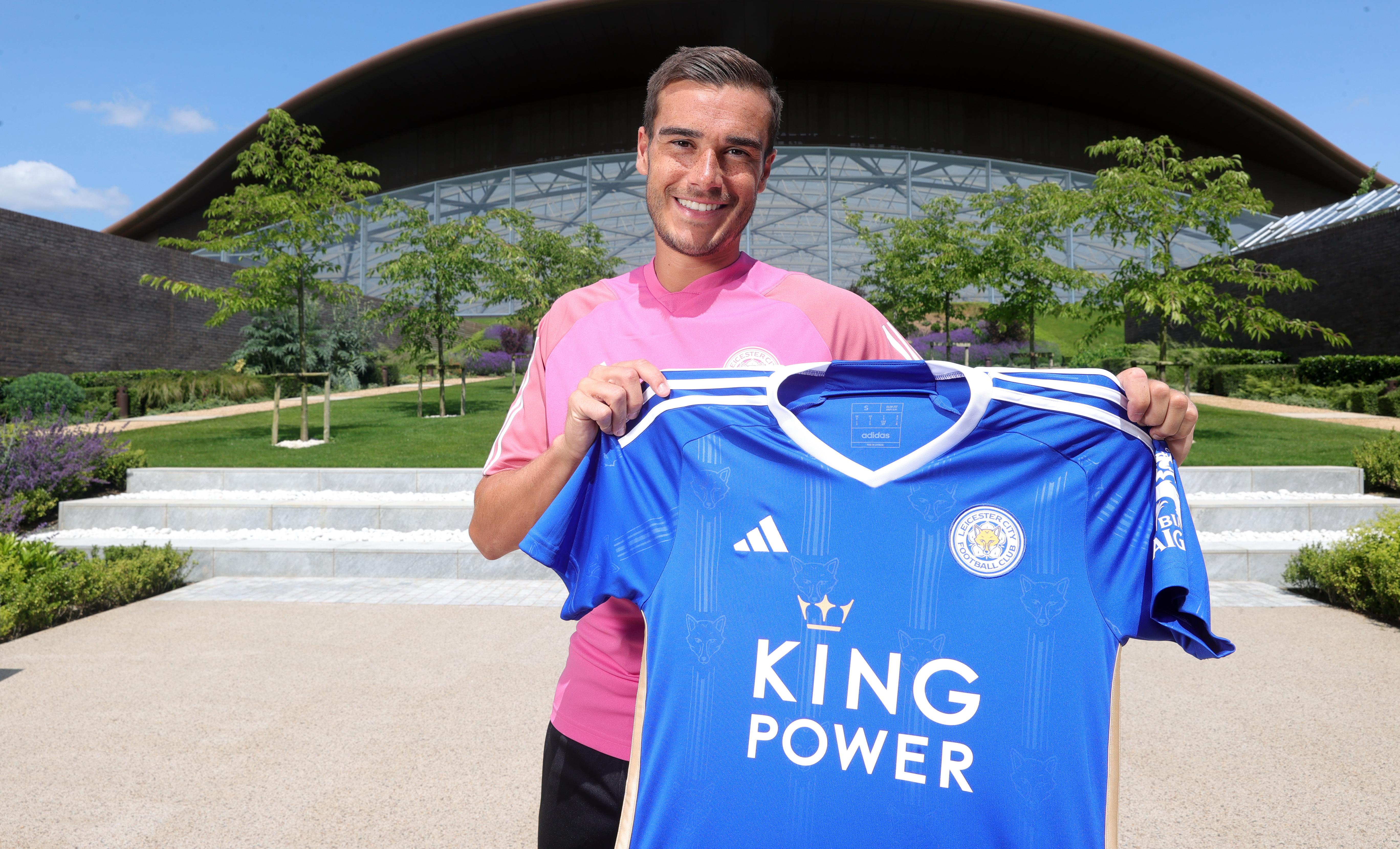 Leicester City Sign Harry Winks From Tottenham Hotspur