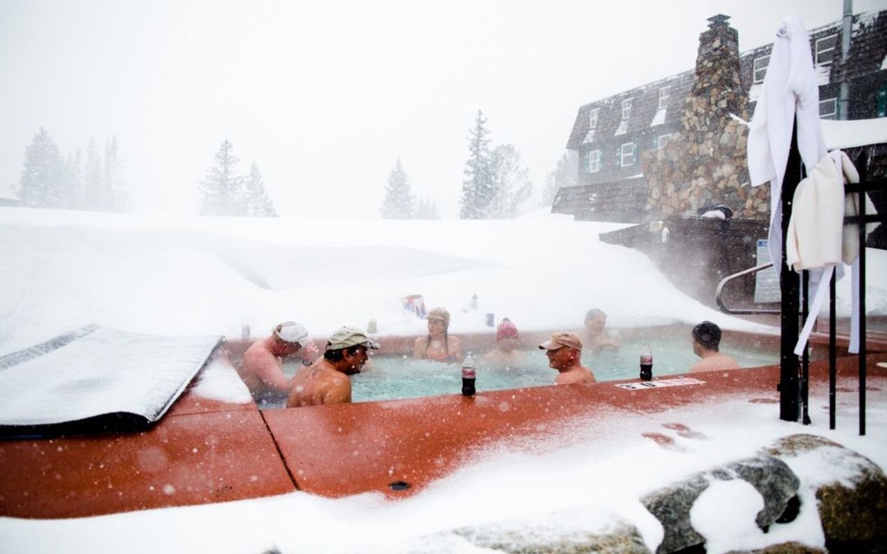 Alta Peruvian Lodge | Photo Gallery | 16 - There's nothing like warming up in the outdoor hot tub. 