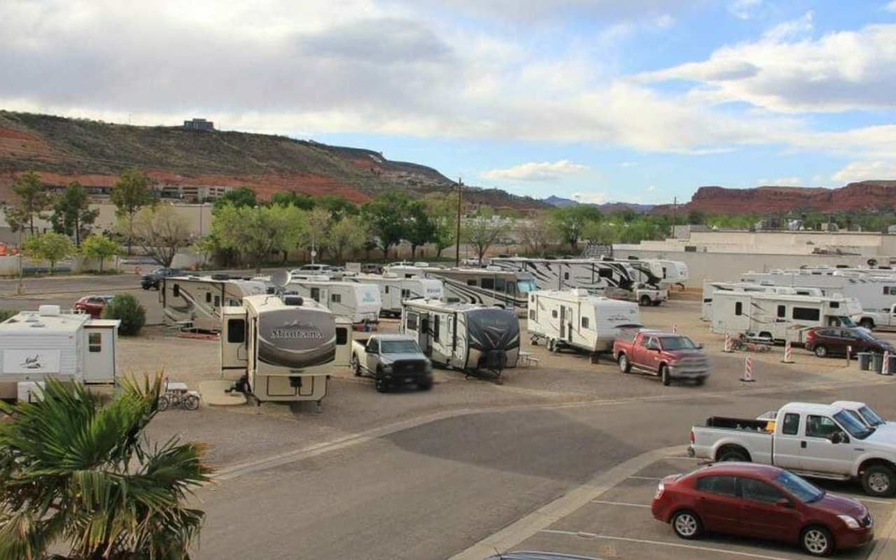 Temple View RV Park | Photo Gallery | 3 - RV Park and Campground Our RV and campground in St George, Utah provides you with an attractive, spacious lot that includes a concrete patio, parking for two vehicles, paved streets, telephone service, and cable TV hook-ups.