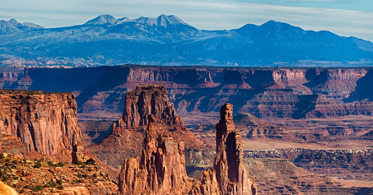 Canyon Mirror Round – FROM THE SOURCE