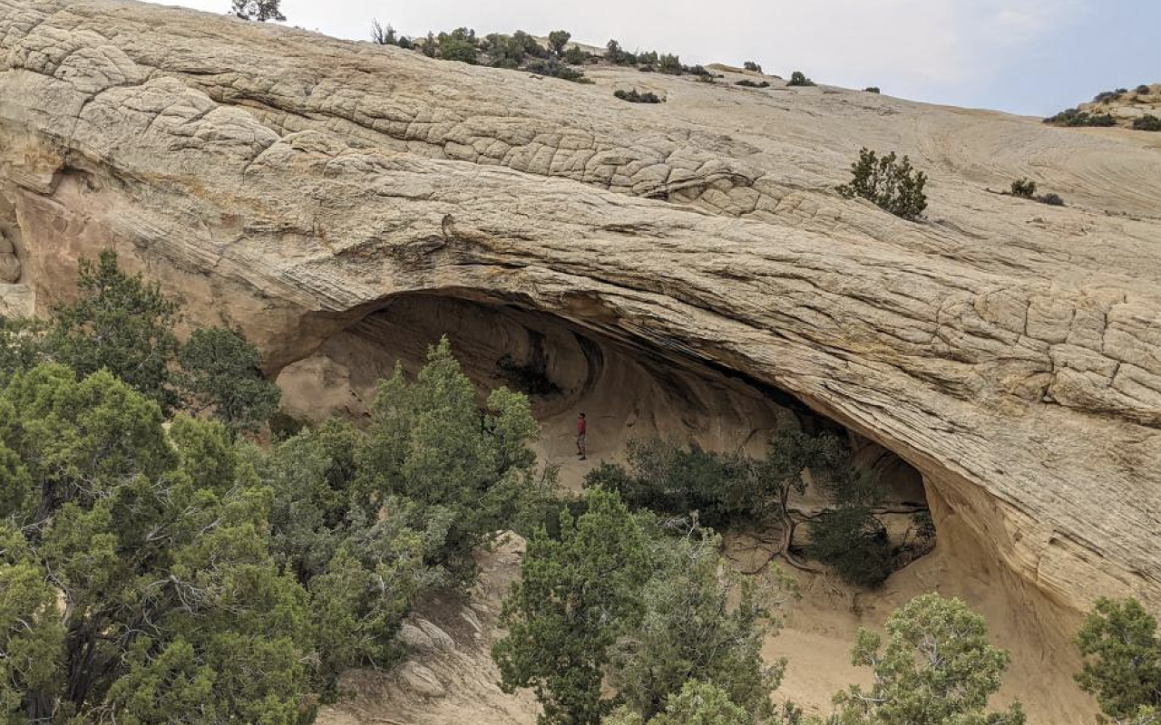 Moonshine Arch OHV Trail | Photo Gallery | 6 - Enjoy the beautiful sandstone landscape.