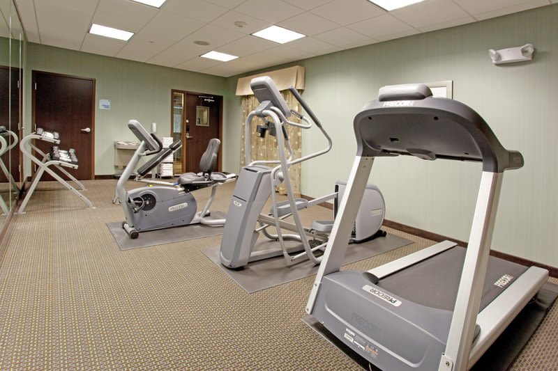 Holiday Inn Express & Suites - Richfield | Photo Gallery | 1 - Get a workout in while you stay. The fitness center is open 24 hours a day. 