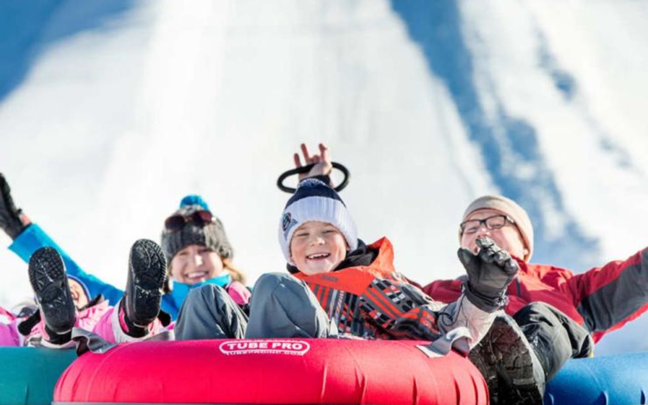 Park City | Photo Gallery | 7 - Family tubing at Soldier Hollow