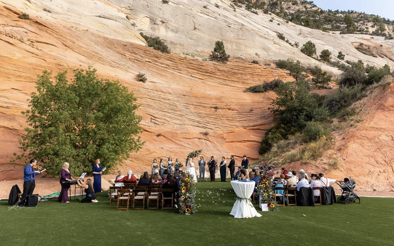 Host your wedding, reunion, retreat or other event at East Zion Resort!