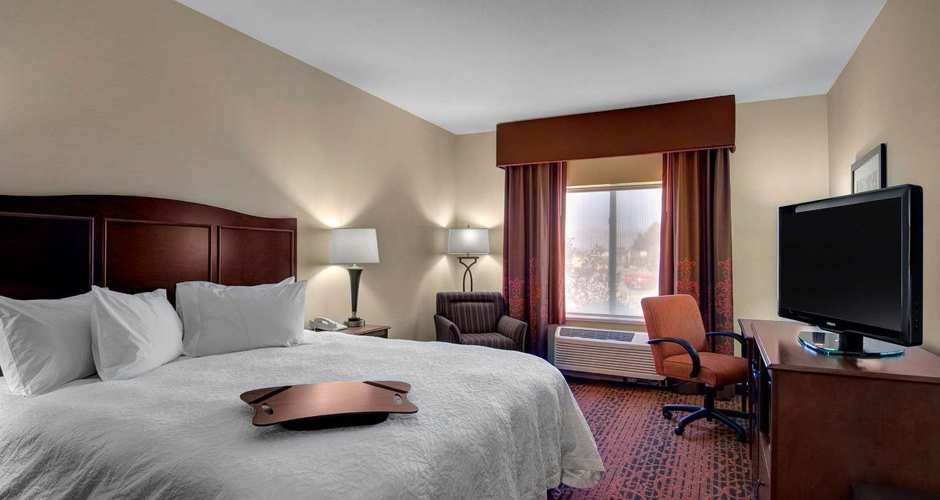 Hampton Inn Provo | Photo Gallery | 4 - Sit back and relax! 