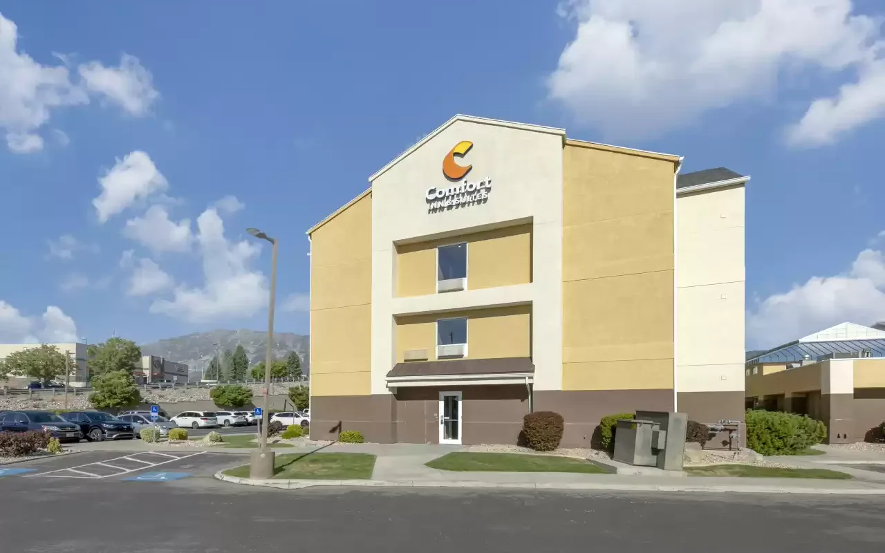 Comfort Inn & Suites - Orem | Photo Gallery | 7 - Welcome to Comfort Inn & Suites Orem!