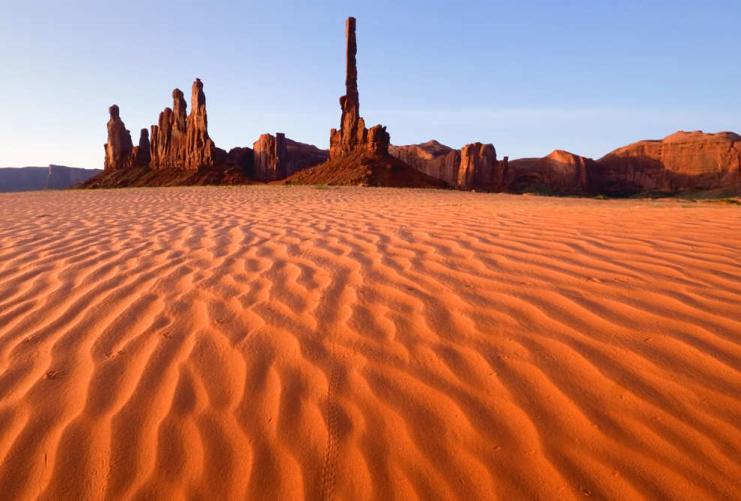 Monument Valley - Hotels, Tours and Navajo Tribal Park Information