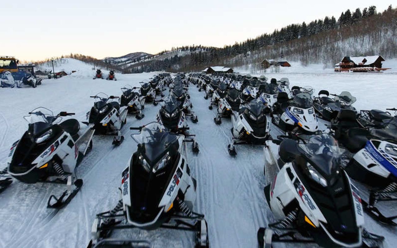 Daniel's Summit Guides & Rentals | Photo Gallery | 9 - Holy Snowmobiles! They give tours and they rent them out.