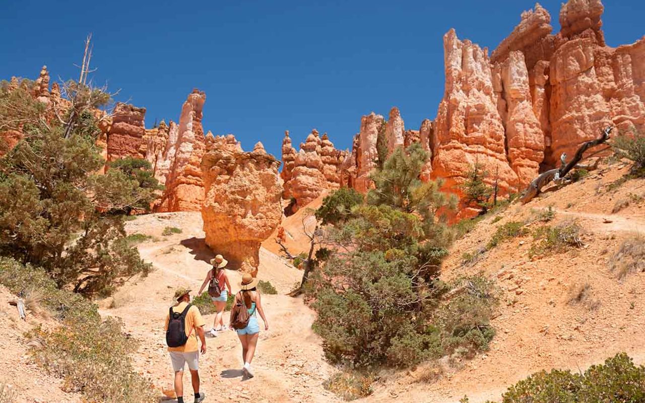 Rent with Outdoorsy and explore the beautiful Utah outdoors. 