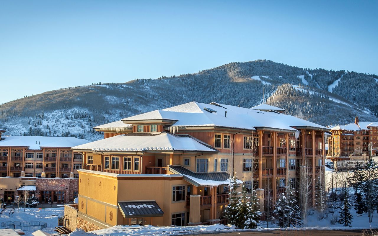 Sundial Lodge | Photo Gallery | 0 - Welcome to your Park City hotel!