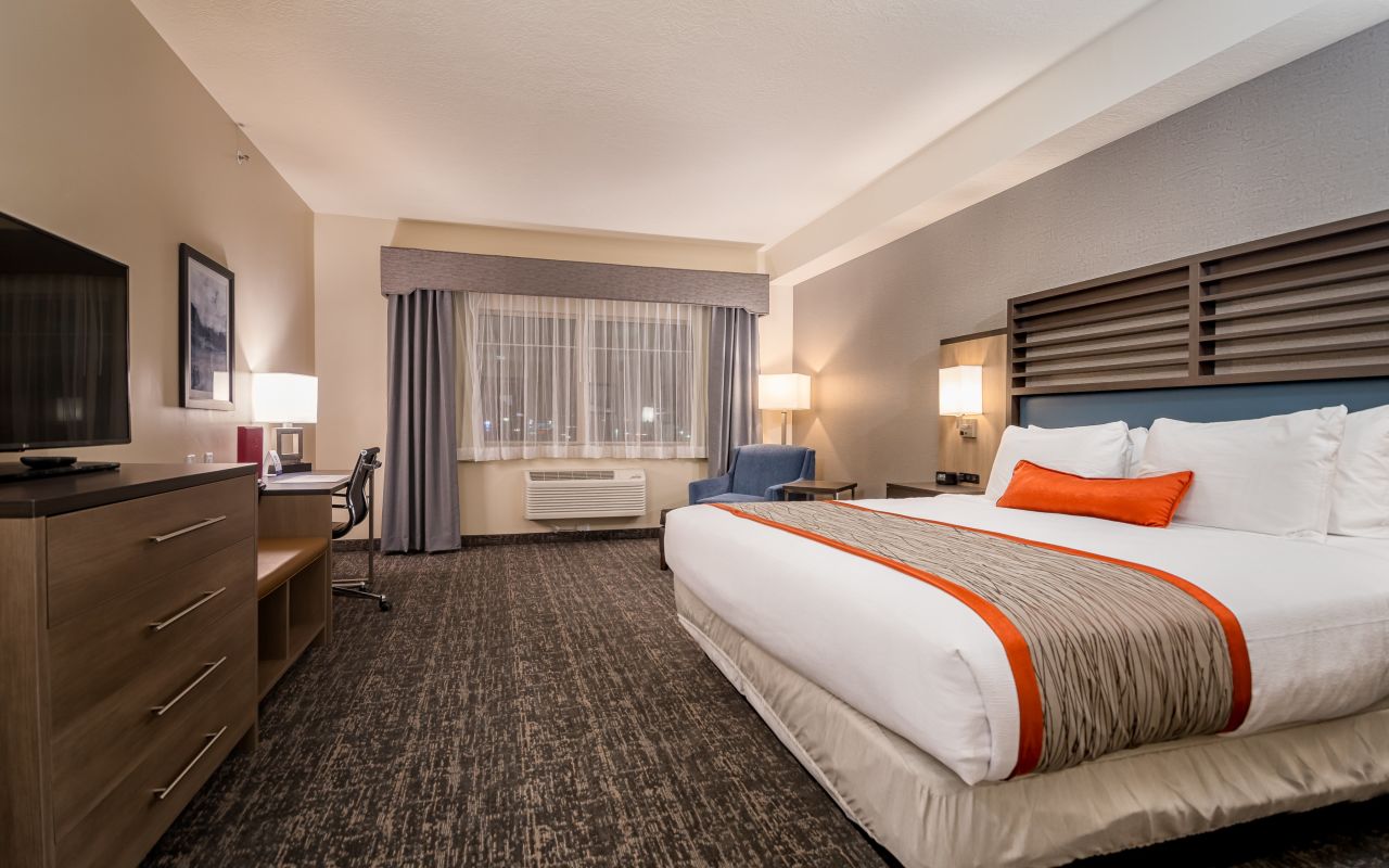 Best Western Plus Heber Valley | Photo Gallery | 11 - Sit back and relax in one of their clean, comfortable rooms. 