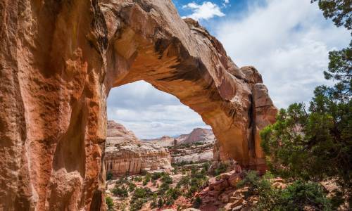 7 Crazy-Awesome Natural Arches & Bridges in Utah