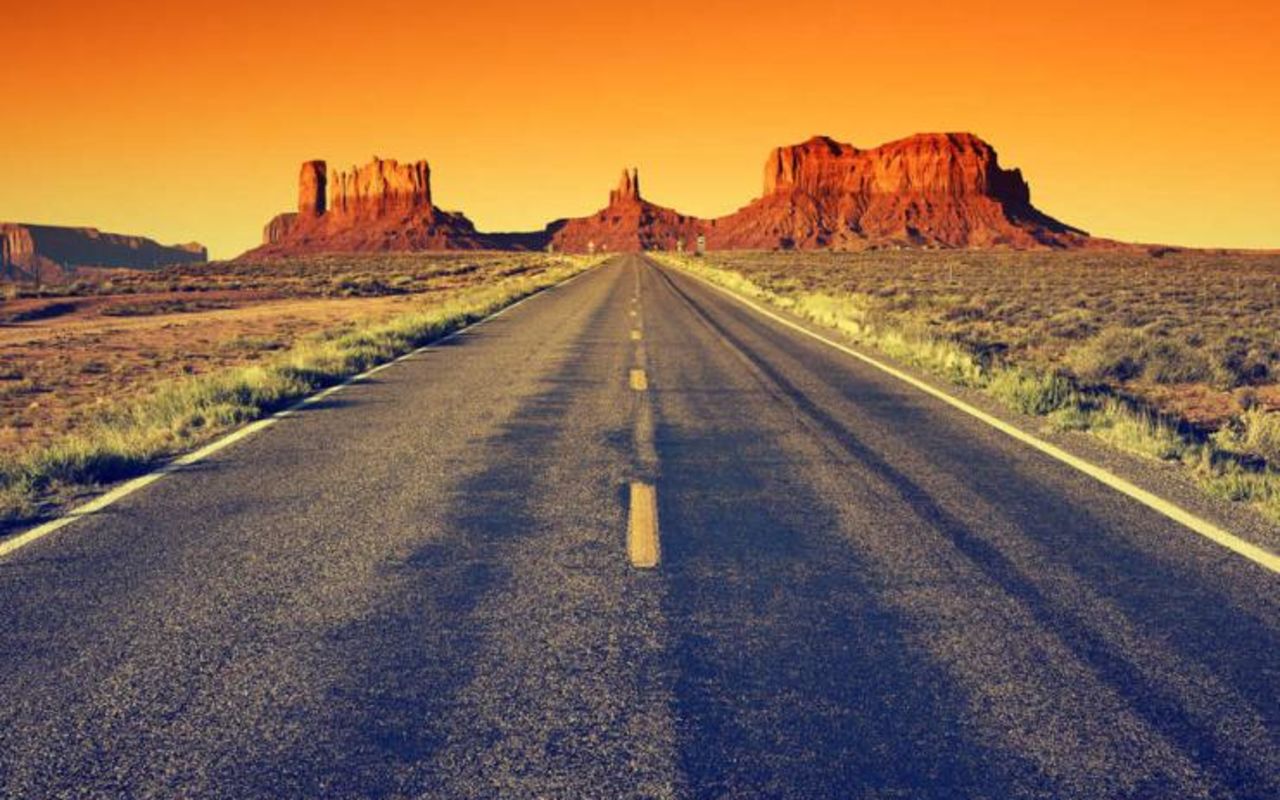 Monument Valley Transportation | Photo Gallery | 0 - Hwy 163 to Monument Valley