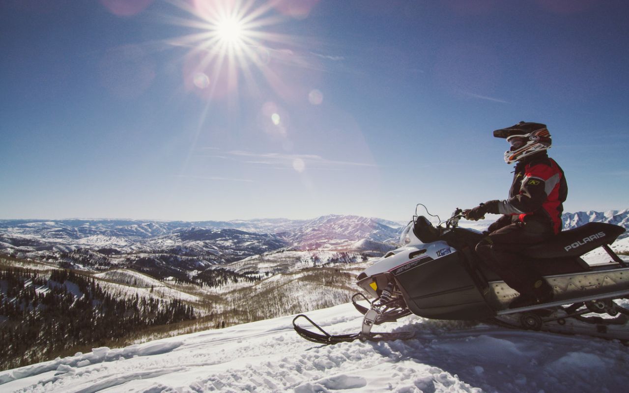 Daniel's Summit Guides & Rentals | Photo Gallery | 0 - Take a Guided Snowmobile Trip With Daniels Summit Guides and Rentals