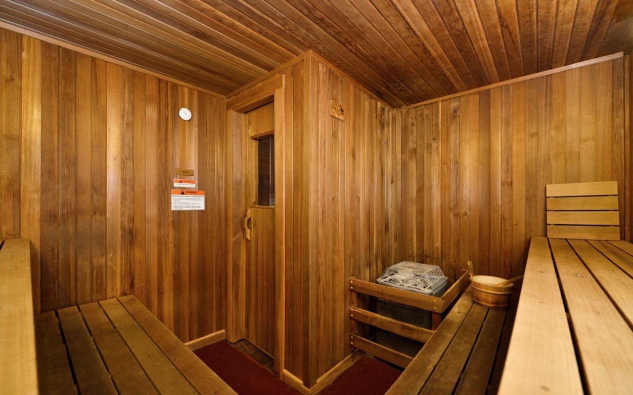 Alta Peruvian Lodge | Photo Gallery | 18 - The sauna is a great place to warm up!