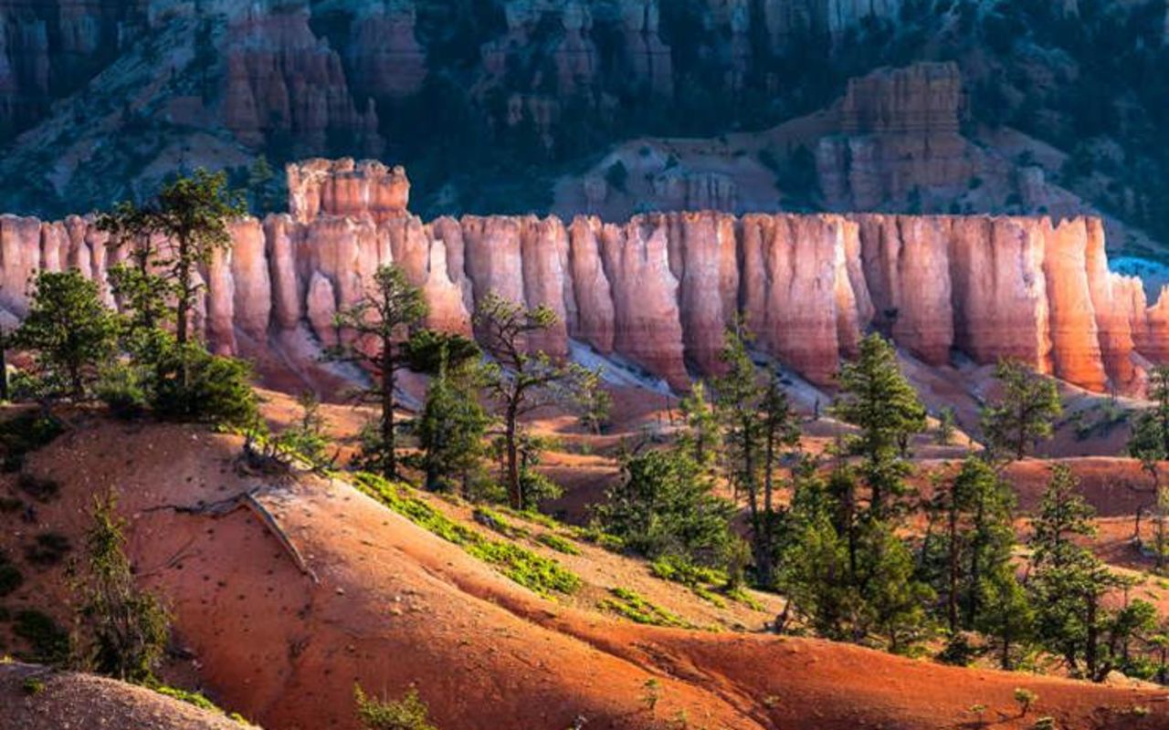 Bryce Canyon | Photo Gallery | 1 - Bryce Canyon Cliffs and Hoodoos
