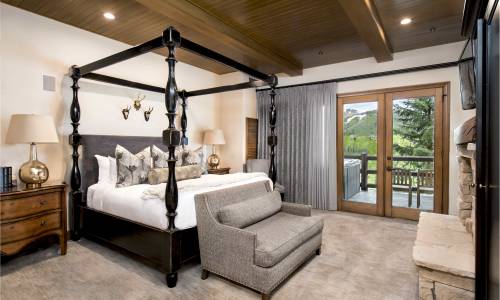 Lodge Luxury Bedroom
