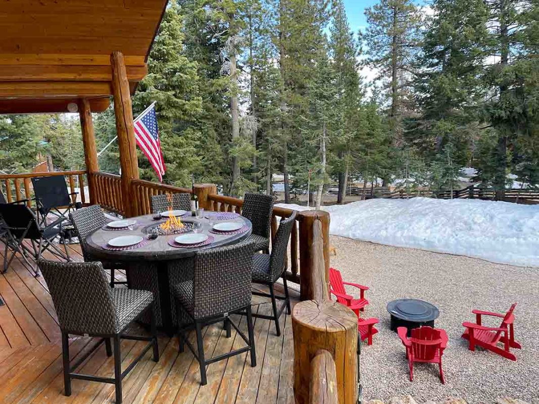 Enjoy the mountain air while sitting around the gas table to enjoy a meal or drink, around the propane fire bowl on the deck or the Solo Stove Wood Burning Fire pit down on the rock driveway in front of our home. We also have a Gas BBQ for preparing meals.