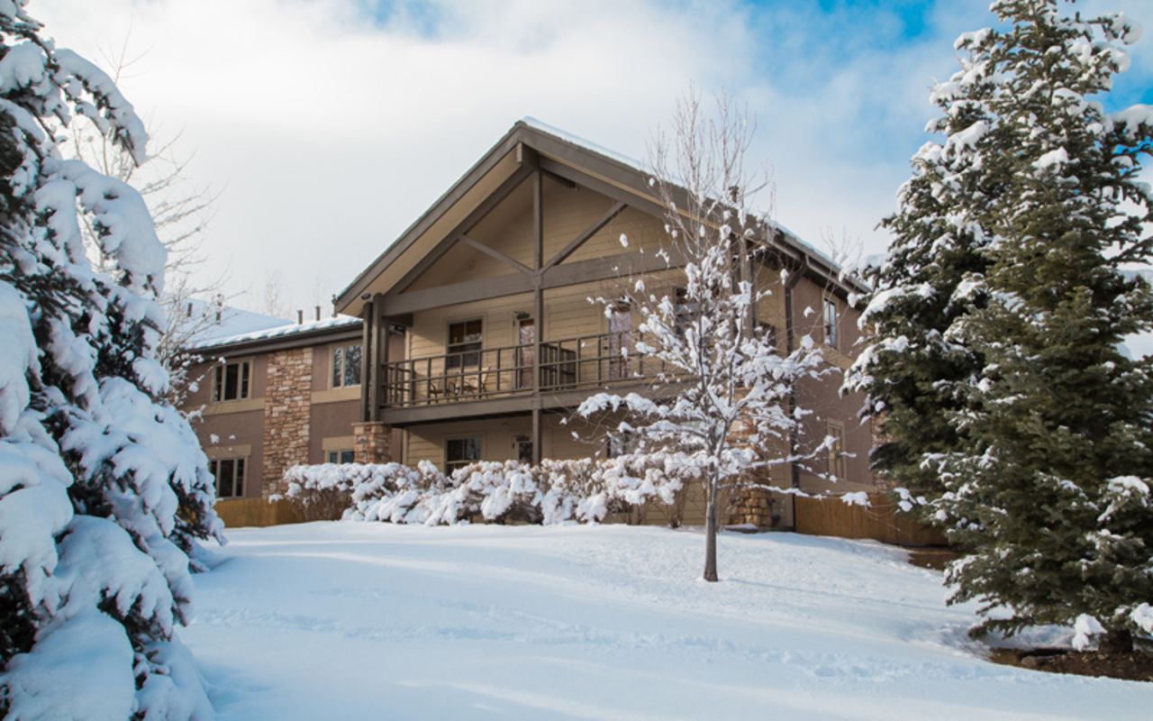 Identity Properties - Park City Vacation Rentals | Photo Gallery | 6 - Luxury accommodations in an intimate, cozy setting