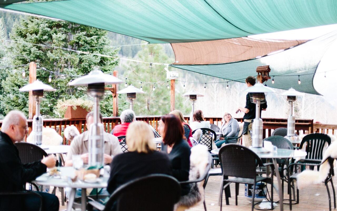 Silver Fork Lodge Restaurant | Photo Gallery | 15 - Outdoor Seating